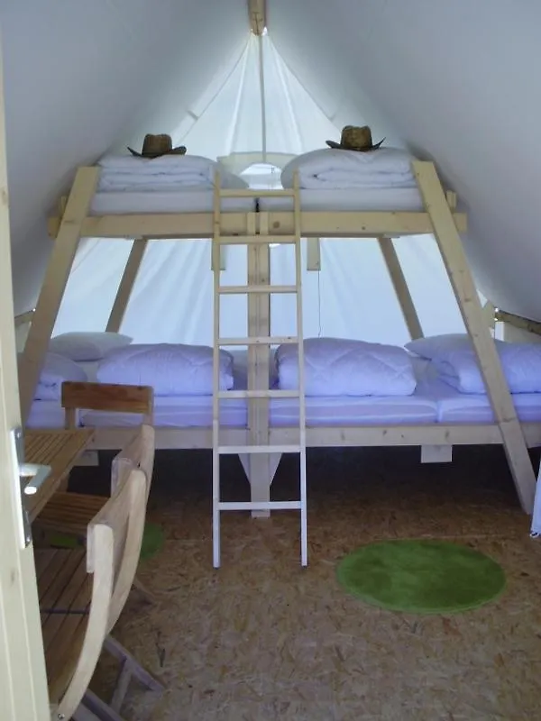 Ferme Rony Camp Des Decouvreurs Hotel Saint-Nizier-du-Moucherotte Campsite